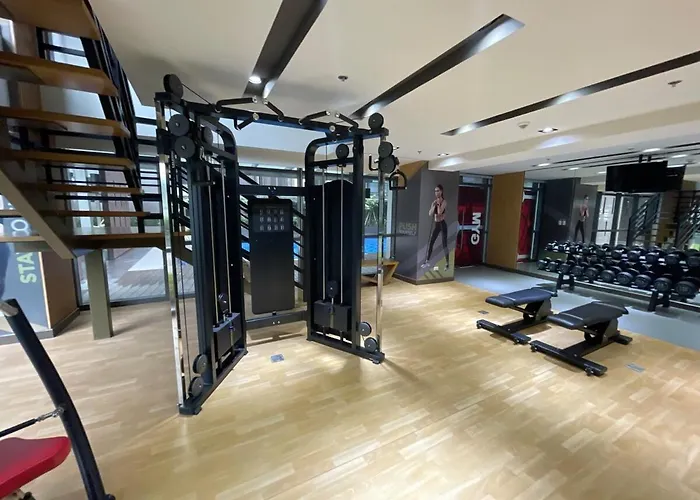 Modern & Luxury 1br Near Okada, Solaire, Airport Appartement