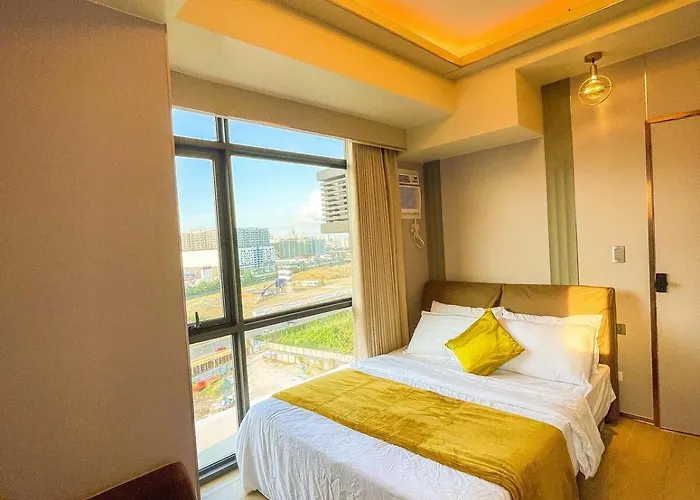 Modern & Luxury 1br Near Okada, Solaire, Airport Appartement
